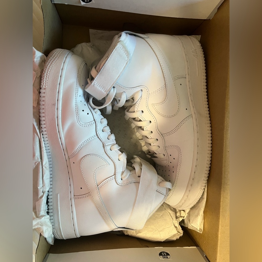 Nike Air Force ones high top